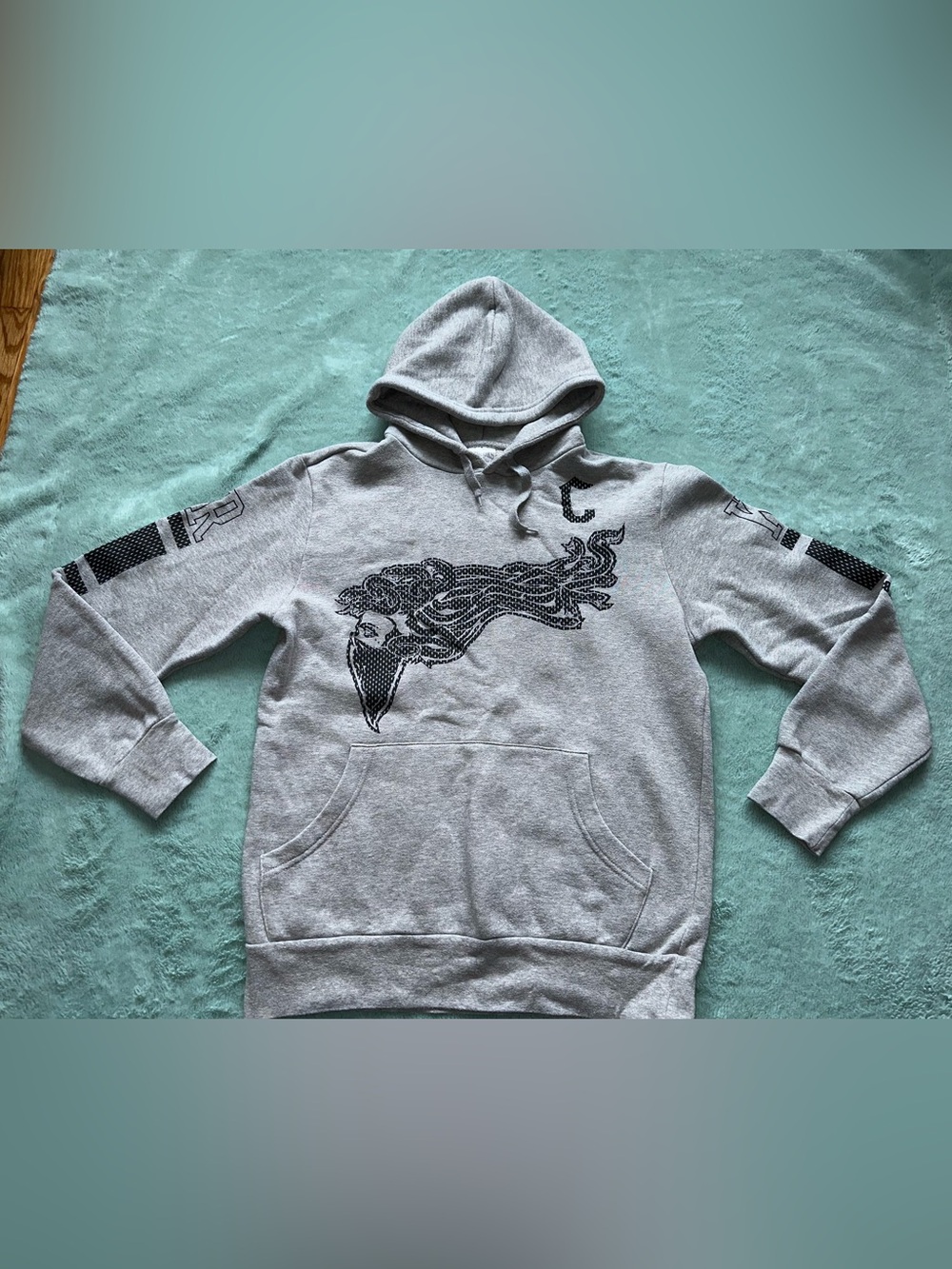 Crooks & Castles Mens Grey Medusa Pullover Hoody Sweatshirt Small S 13